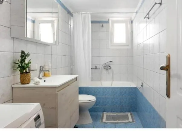 Panana Irida Lejlighed